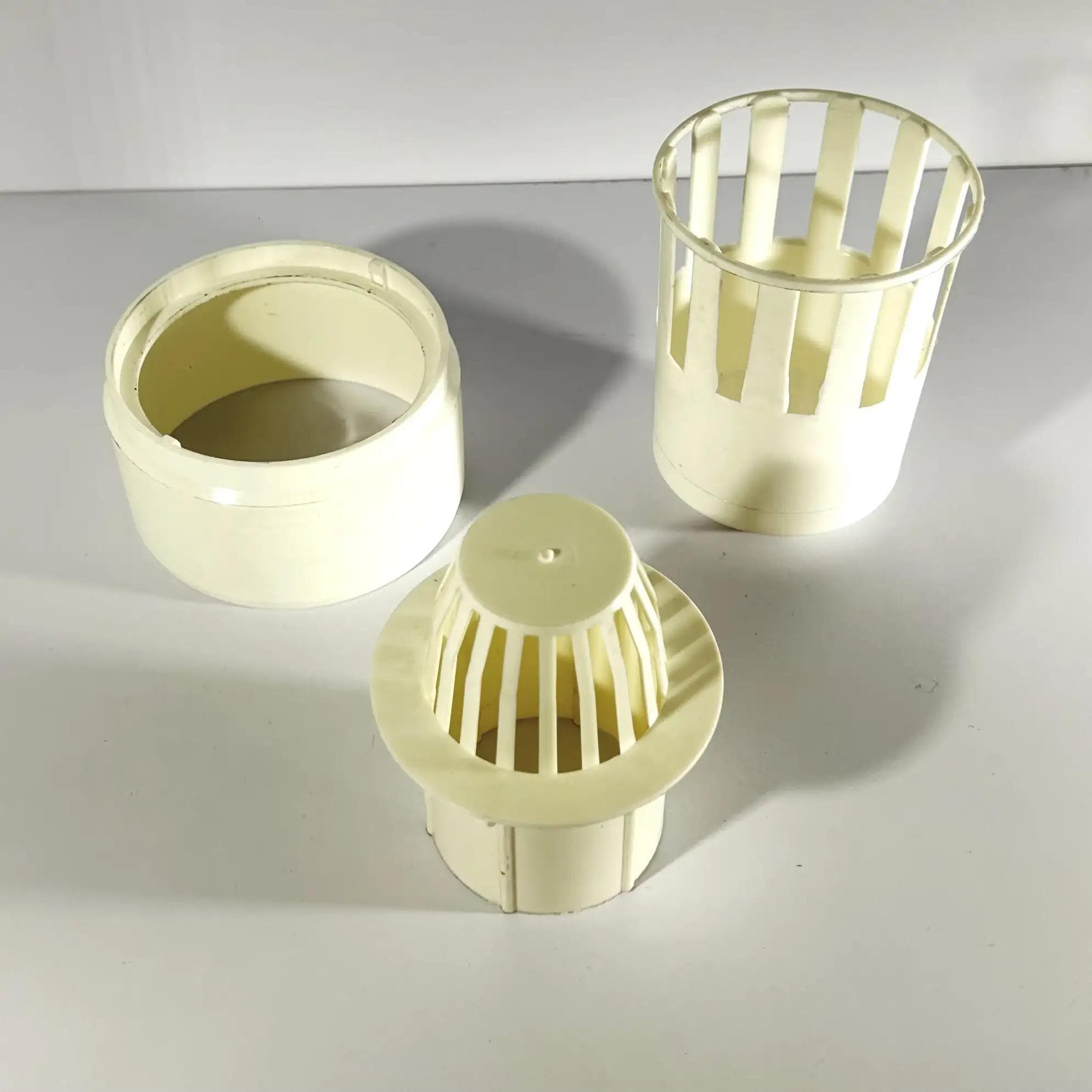 150V - utløpsstuss med oppsamler - Ø125. Lys grå