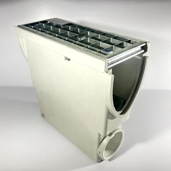 100V-line Sandfang med rist 30/30, A15. Lys grå